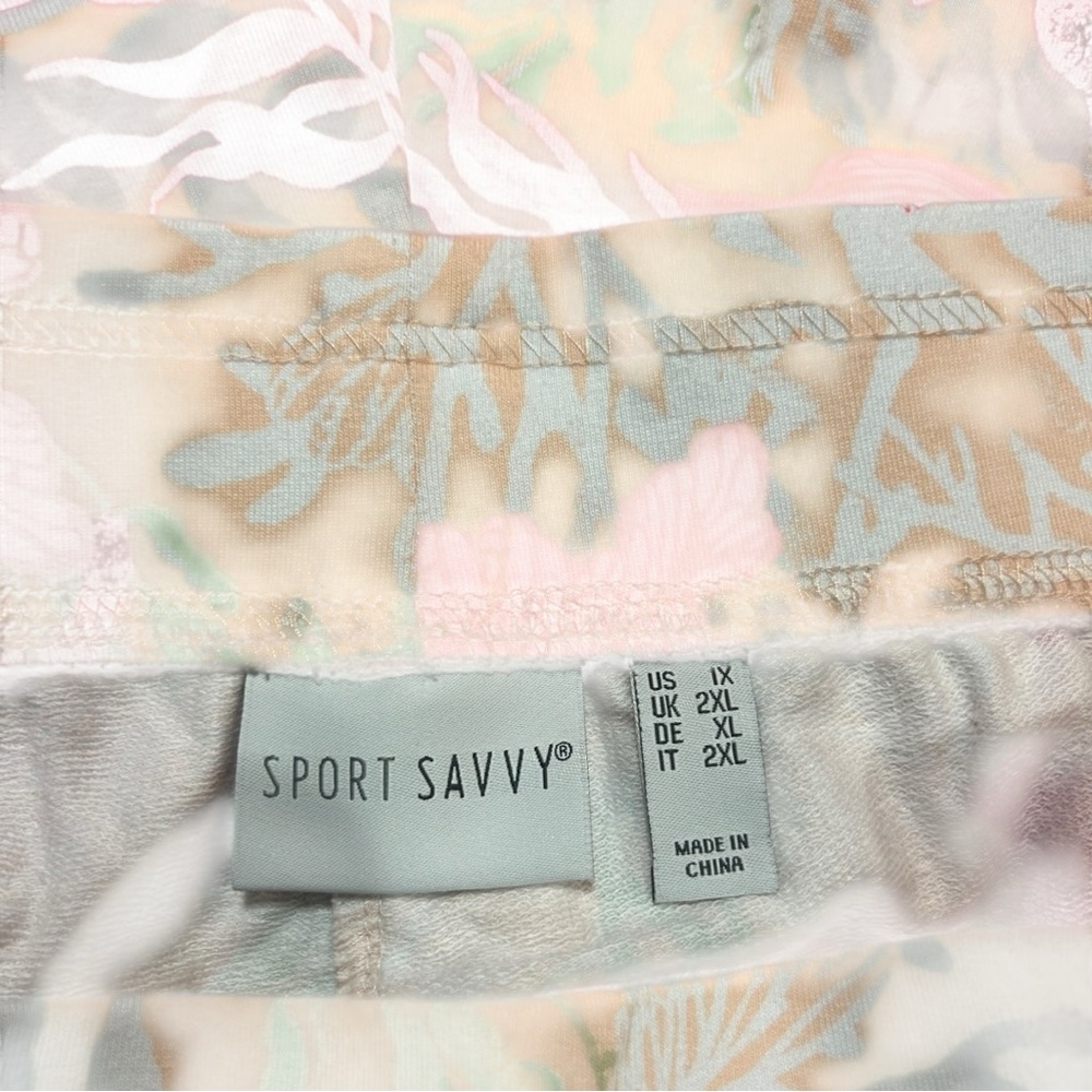 Women's Floral Print Capris - Beige with Coral Accents - Picture 5 of 5